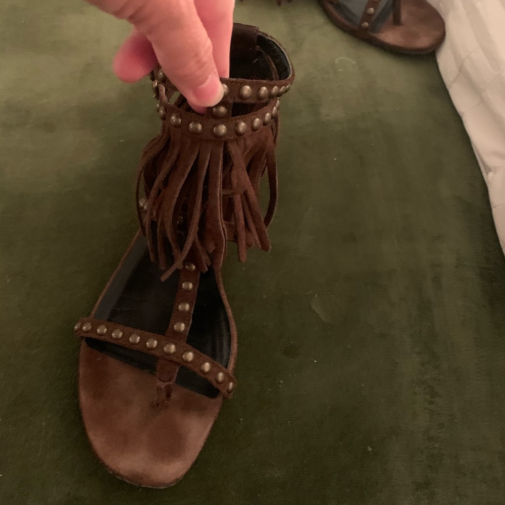 Saint Laurent. Tassel Sandal. Dark brown